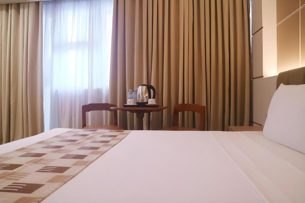 Las Palmas Hotel De Manila Eksteriør bilde